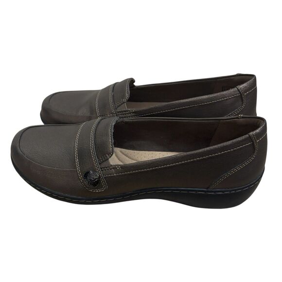Clarks Womens Cora Daisy Loafer Size 9.5 M Brown Leather Slip On Flat Never Worn - Picture 2 of 13